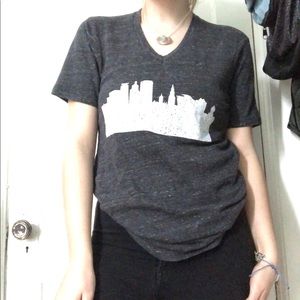 Shirt sleeved grey net York city buildings shirt